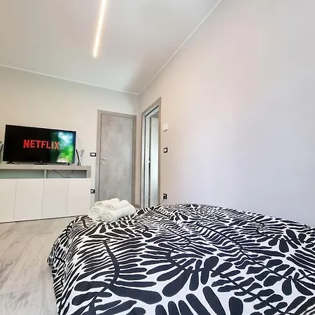 Intero Giulietta - Fiera Ospedale Borgo Roma - Free Parking - Free Wi-fi Apartment Verona