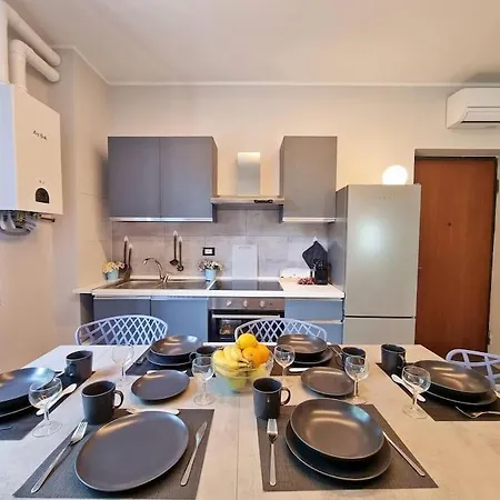 Intero Giulietta - Fiera Ospedale Borgo Roma - Free Parking - Free Wi-fi Διαμέρισμα *